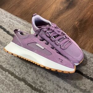 Under Armour street mirage lilac sneakers, size 6